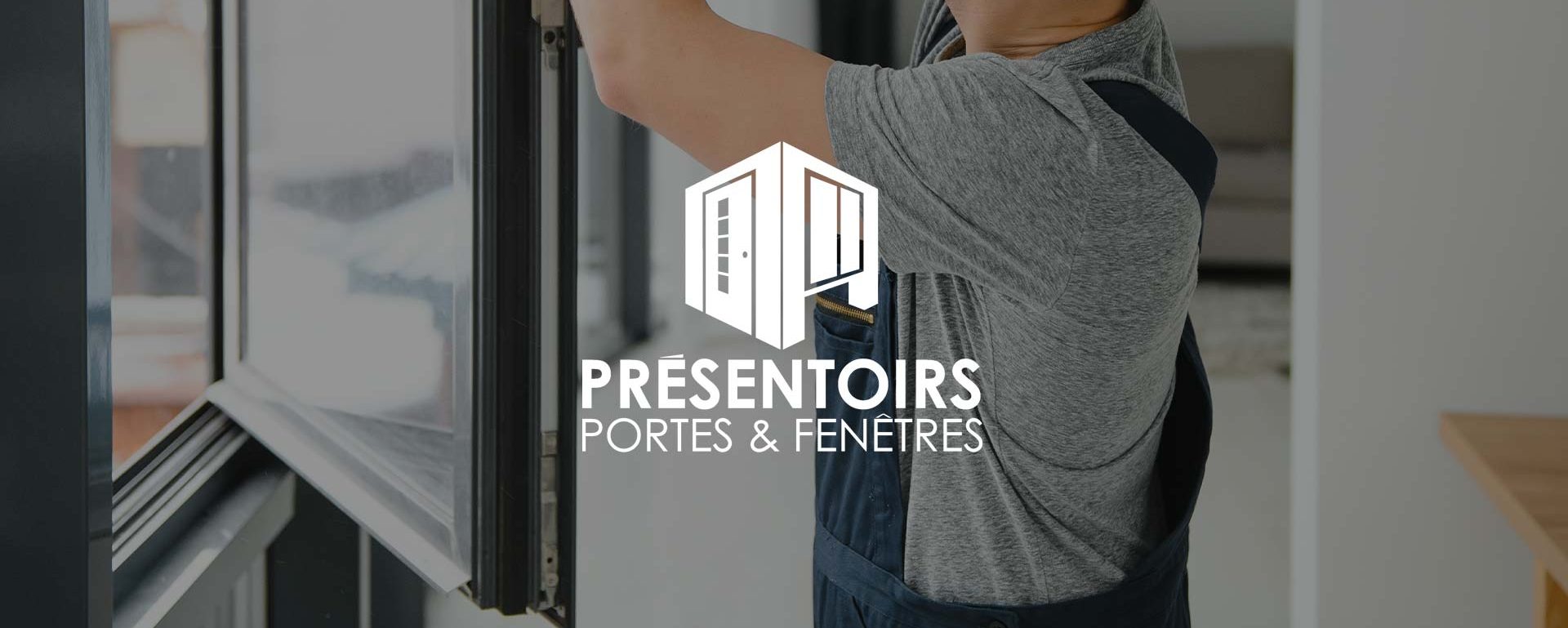 Solutions de présentoirs de portes et fenêtres Solutions de présentoirs de portes et fenêtres